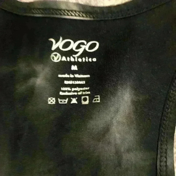 VOGO ATHLETICA Black/White Tie Dye Racerback Tank Top Size Medium‎ - Picture 3 of 5